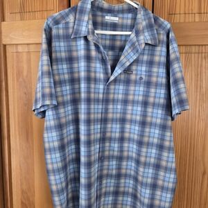 Columbia Men's Light Blue and Gray Plaid Shirt